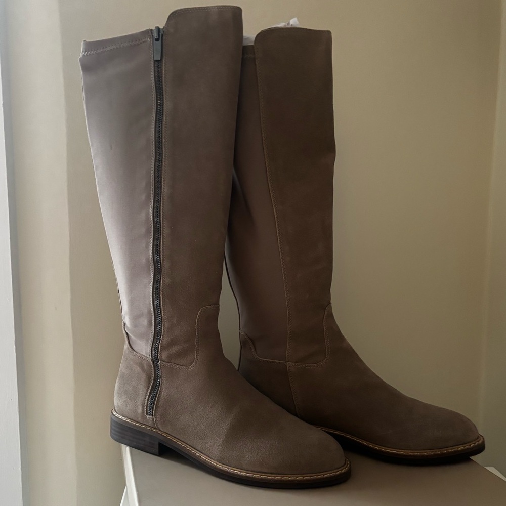 Donald Pliner Women's Isla Suede knee high Boot Size 8. **Like new** - Picture 5 of 11